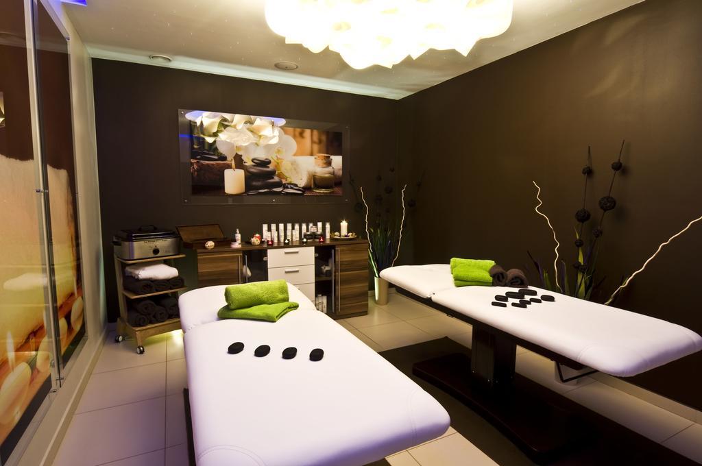 Ostre Hotel Zimnik Luksus Natury Spa & Wellness מראה חיצוני תמונה